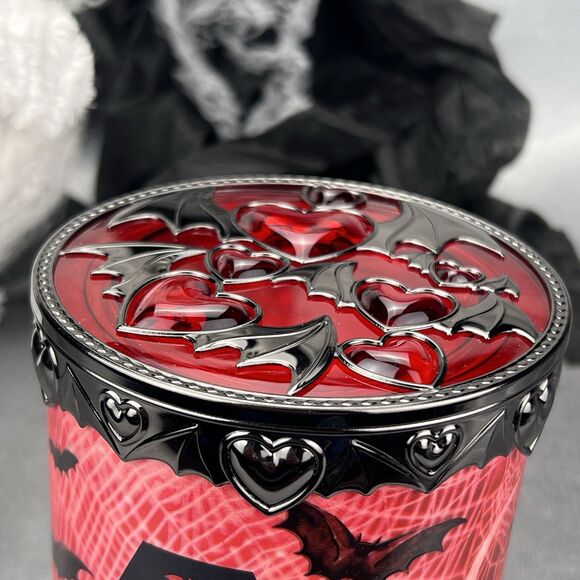 Bath & Body Works Halloween 2025 Vampire Blood 3-Wick Candle LIMITED EDITION Red - Picture 9 of 12
